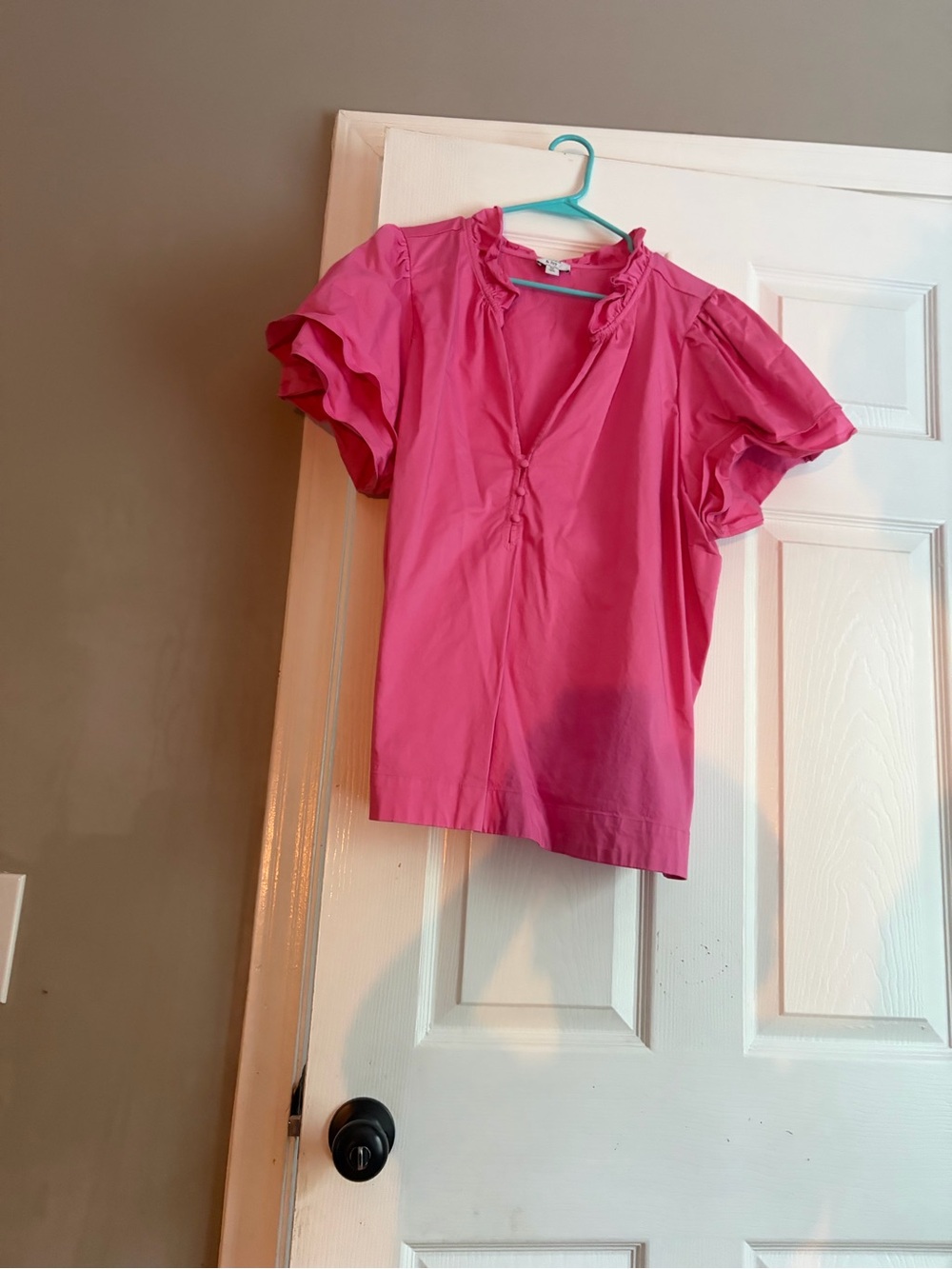 Crown & Ivy Pink Ruffle Sleeve Top